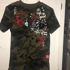 8ight/Dstrkt boy camouflage shirt NWT 15-16